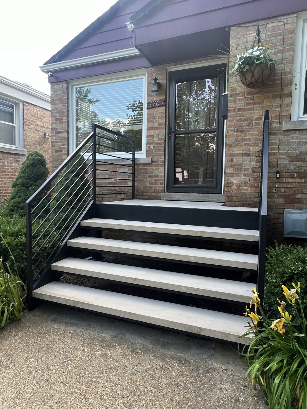 Front porch steps with cable railing